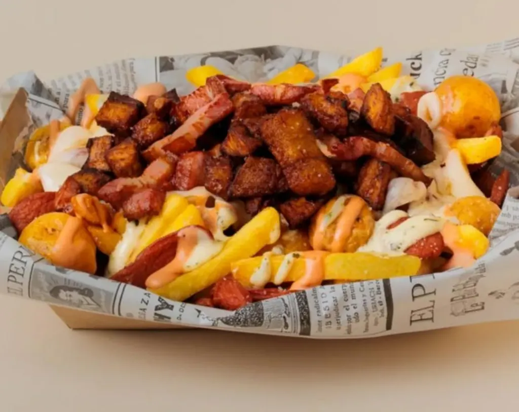 SALCHIMONTAÑERA (ROSADA, CON QUESO)